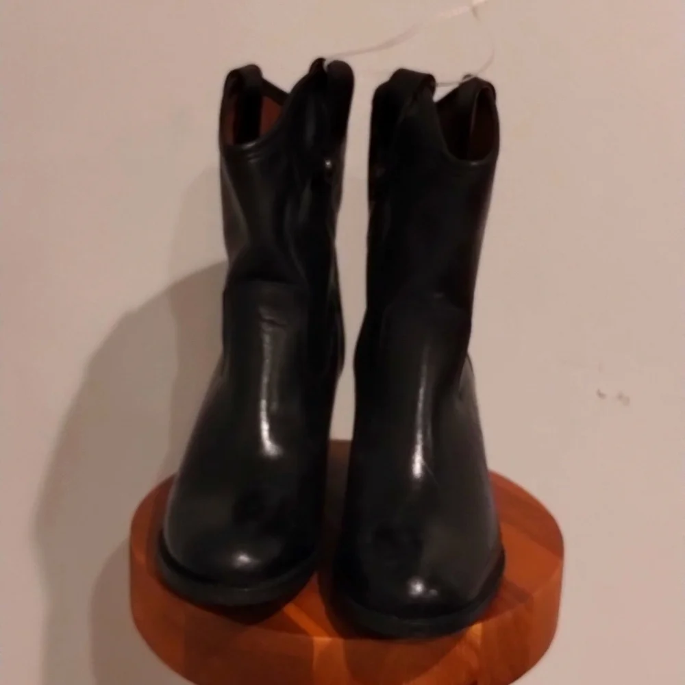 Frye Short Leather Black Boots Size 9 Jackie Button Wedge Boots NWT - Picture 1 of 6